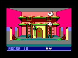 In game image of Chickin Chase on the Amstrad CPC.