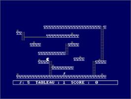In game image of Electric Runner on the Amstrad CPC.