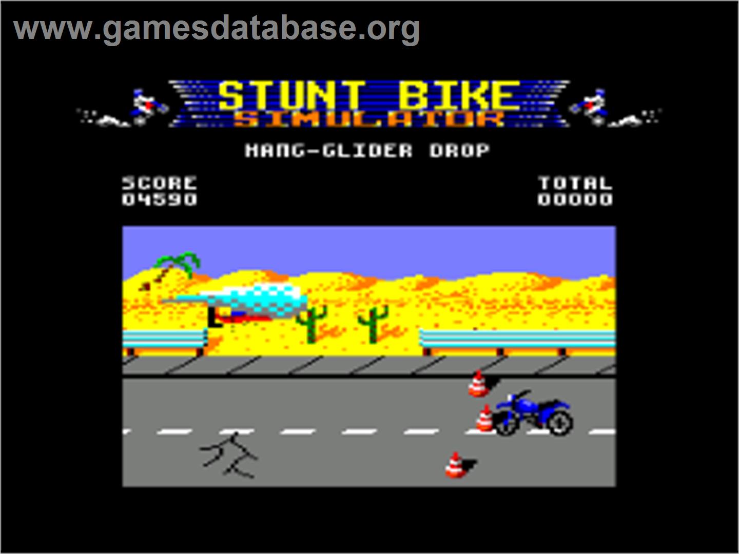 Stunt Bike Simulator - Amstrad CPC - Artwork - In Game