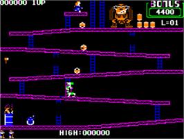 In game image of Donkey Kong on the Apple II.