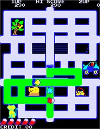 In game image of Make Trax on the Arcade.