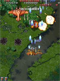 In game image of Raiden Fighters 2 - Operation Hell Dive on the Arcade.