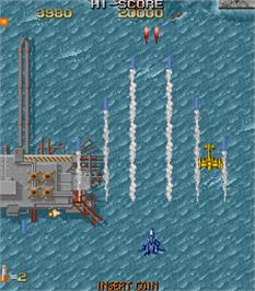 In game image of Sky Smasher on the Arcade.