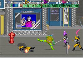 In game image of Teenage Mutant Ninja Turtles on the Arcade.