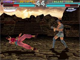 In game image of Tekken Tag Tournament on the Arcade.