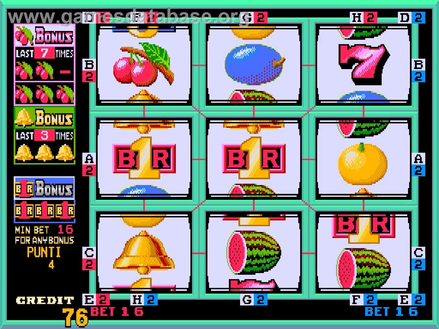 Golden Regular - Arcade - Artwork - In Game