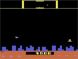 In game image of Defender on the Atari 2600.