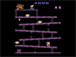 In game image of Donkey Kong on the Atari 2600.