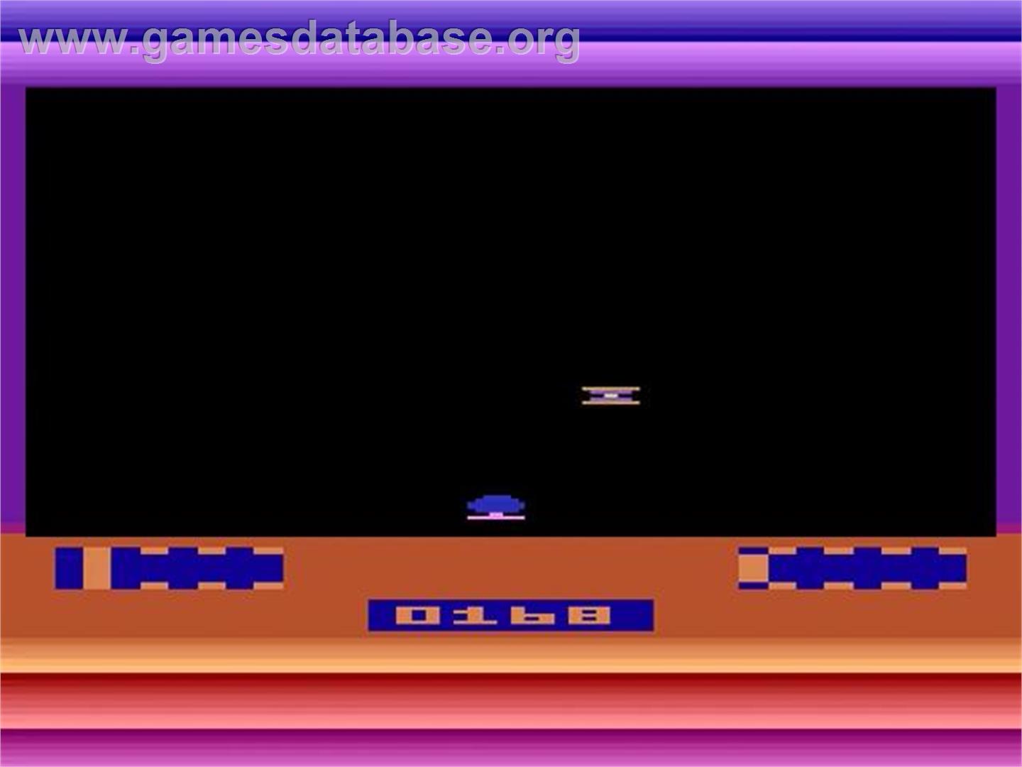 Kamikaze Saucers - Atari 2600 - Artwork - In Game