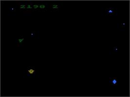 In game image of Asteroids on the Atari 5200.