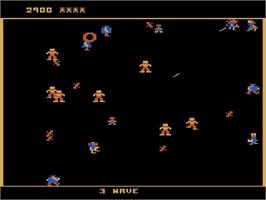 In game image of Robotron on the Atari 5200.