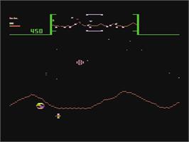 In game image of Stargate (Prototype) on the Atari 5200.