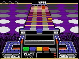 In game image of Klax on the Atari 7800.
