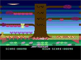 In game image of Amphibian! on the Atari 8-bit.