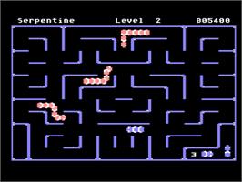 In game image of Serpentine on the Atari 8-bit.