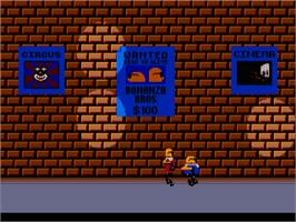 In game image of Bonanza Bros. on the Atari ST.