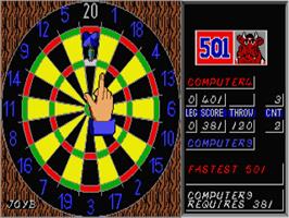 In game image of Bully's Sporting Darts on the Atari ST.