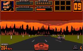 In game image of Crazy Cars 3 on the Atari ST.