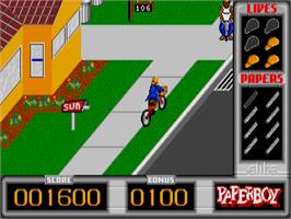 In game image of Paperboy on the Atari ST.