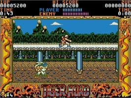 In game image of Tiger Road on the Atari ST.
