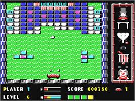 In game image of Addicta Ball on the Commodore 64.