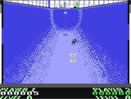 In game image of Araknifoe on the Commodore 64.