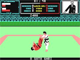 In game image of Brian Jack's Uchi-mata on the Commodore 64.