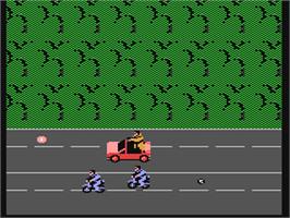In game image of Cops 4 - The Final Chapter on the Commodore 64.