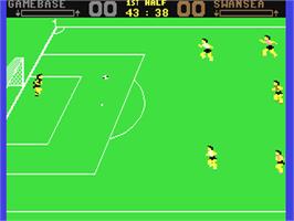 In game image of Gary Lineker's SuperStar Soccer on the Commodore 64.
