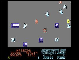 In game image of Gauntlet on the Commodore 64.