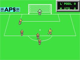 In game image of Peter Shilton's Handball Maradona on the Commodore 64.