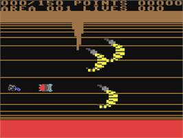 In game image of R-type on the Commodore 64.