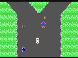 In game image of Spy Hunter on the Commodore 64.