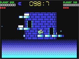 In game image of Tower Toppler on the Commodore 64.