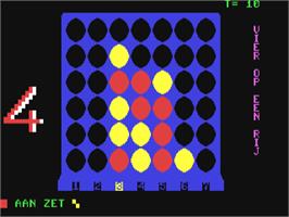 In game image of Vier Op Een Rij on the Commodore 64.