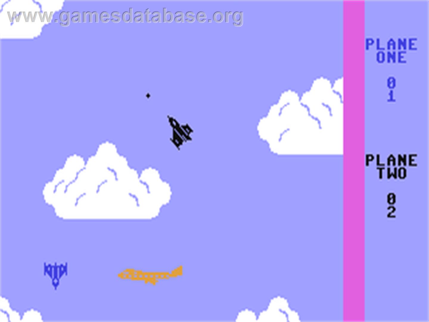 Plane Combat - Commodore 64 - Artwork - In Game