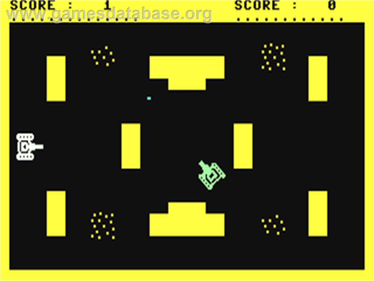Tiger Tanks (Nüfekop Software) - Commodore 64 - Artwork - In Game