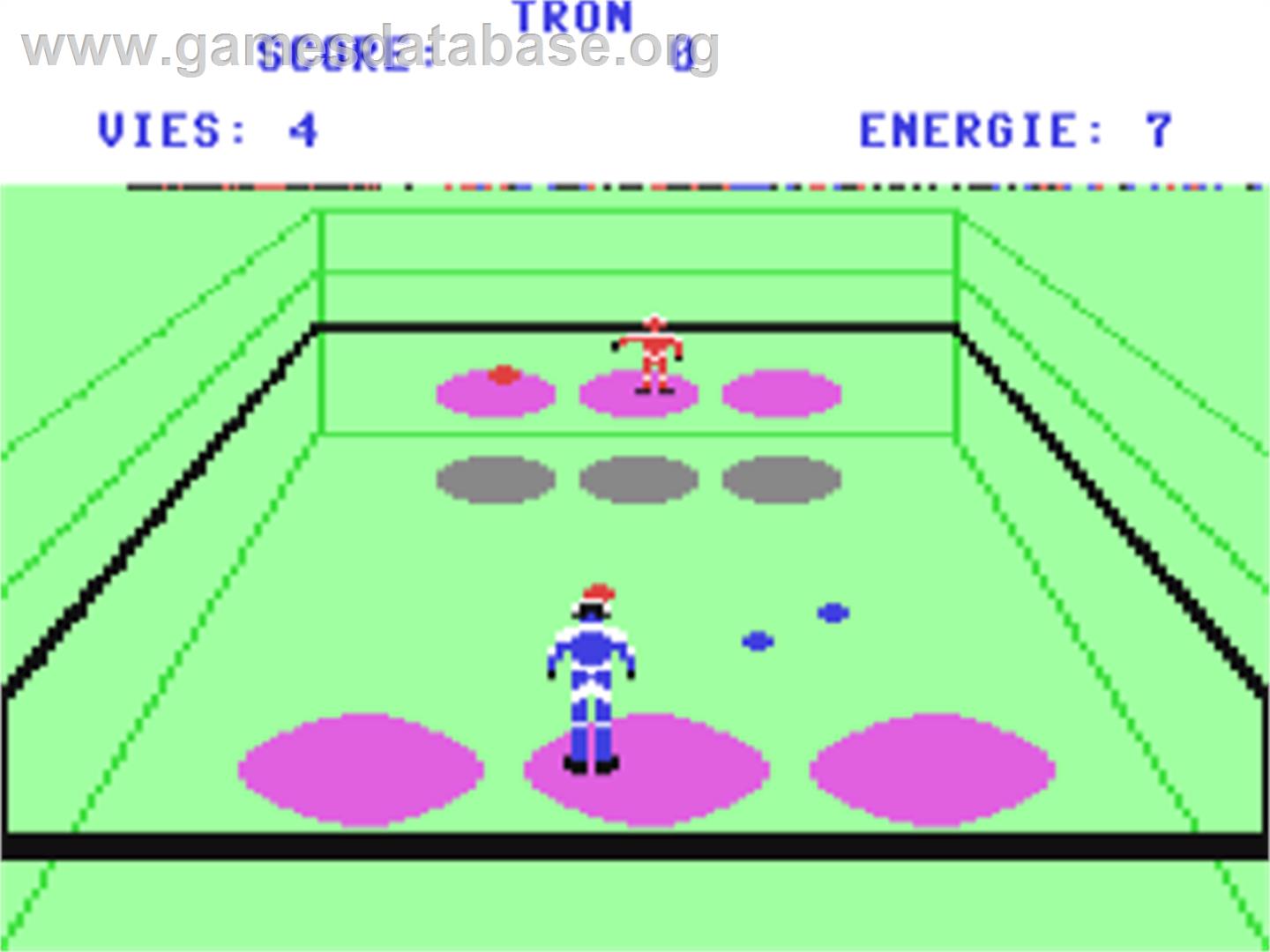 Tron (A. Reiser) - Commodore 64 - Artwork - In Game