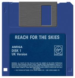 Artwork on the Disc for Reach for the Skies on the Commodore Amiga.