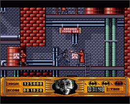 In game image of Batman - The Movie on the Commodore Amiga.