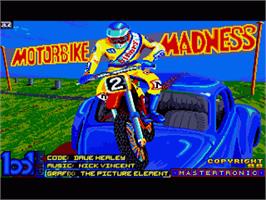 In game image of Motorbike Madness on the Commodore Amiga.