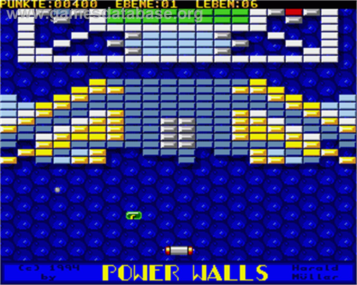 Power Walls - Commodore Amiga - Artwork - In Game