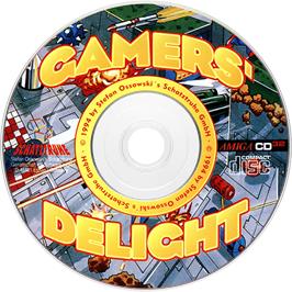 Artwork on the Disc for Gamers' Delight on the Commodore Amiga CD32.