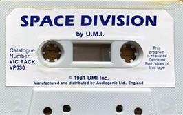 Cartridge artwork for Space Division on the Commodore VIC-20.