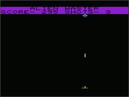 In game image of Alien Waster on the Commodore VIC-20.