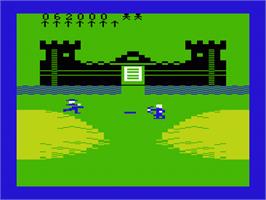 In game image of Robin Hood on the Commodore VIC-20.