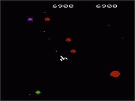 In game image of Satellites And Meteorites on the Commodore VIC-20.