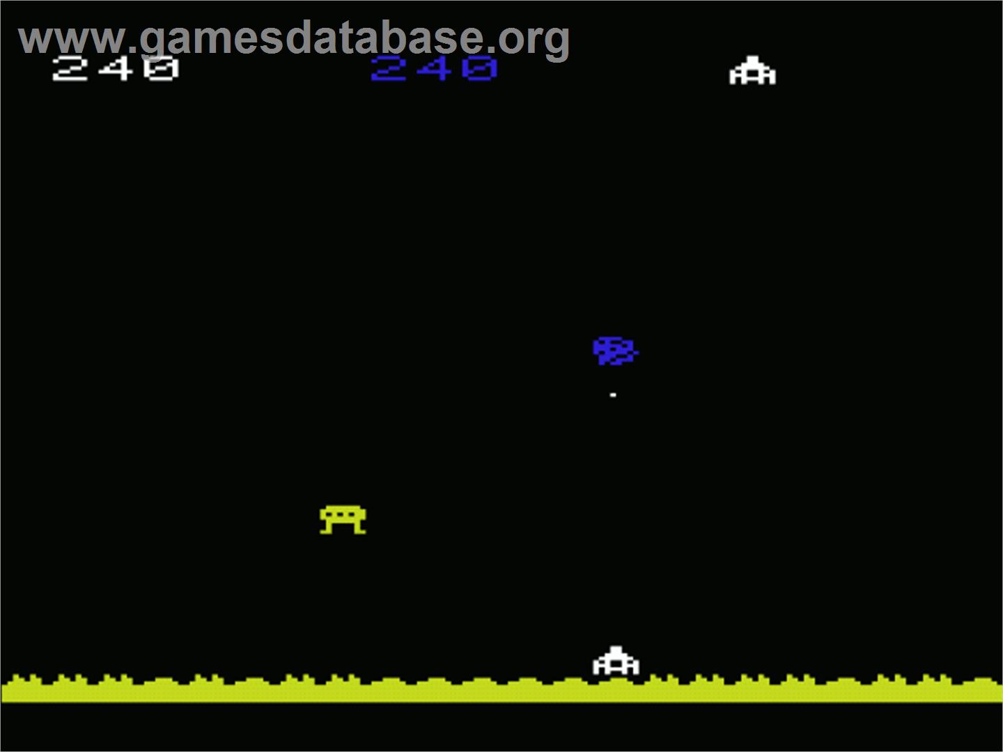 Astroiders - Commodore VIC-20 - Artwork - In Game