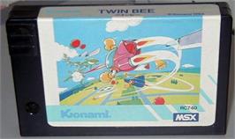 Cartridge artwork for Twin Bee on the MSX.