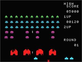 In game image of Space Invaders on the MSX.